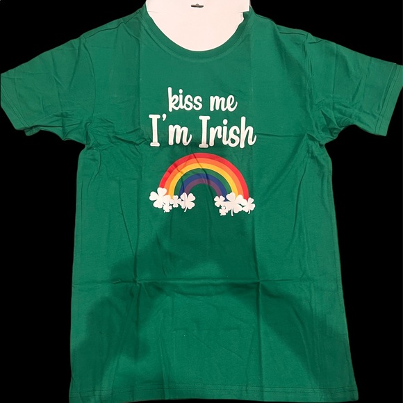 Kiss me I’m Irish T-shirt - Picture 1 of 3